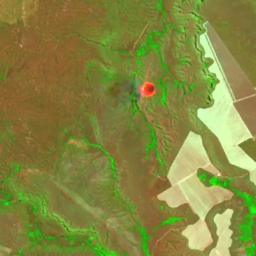 Wildfire near Alto Paraíso de Goiás — Sentinel-2 SWIR (fuego)