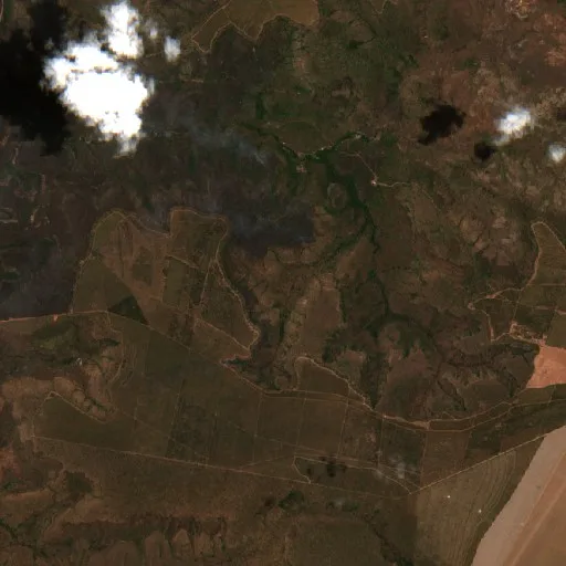 Wildfire near Antônio Almeida — Sentinel-2 true color