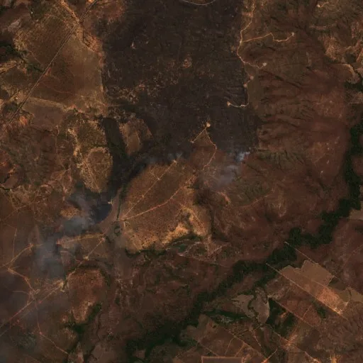 Wildfire near Arinos — Sentinel-2 true color