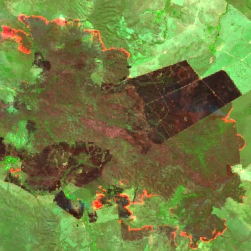 Incendio cerca de Arraias (7 ago) — Sentinel-2 SWIR (fuego)