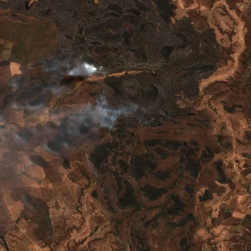 Wildfire near Aurora do Tocantins — Sentinel-2 true color