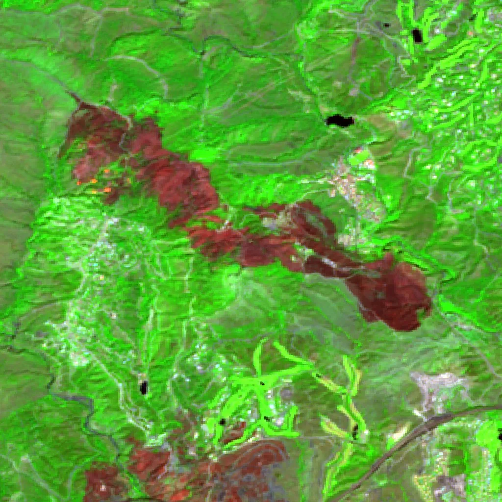 Wildfire near Benahavís — Sentinel-2 SWIR (fuego)