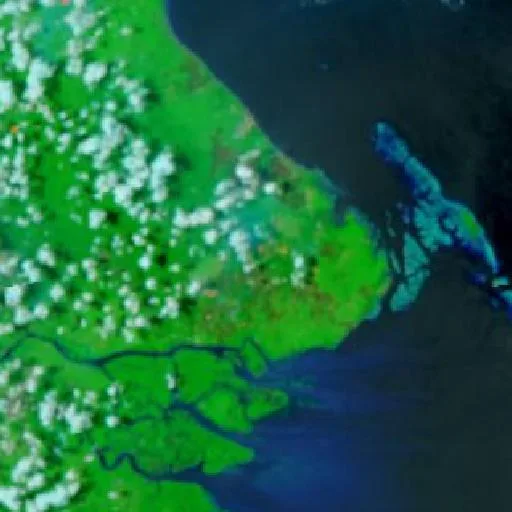 Incendio cerca de Berau — NASA satellite