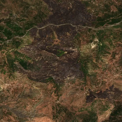 Incendio cerca de Boudria Ben Yadjis — Sentinel-2 true color