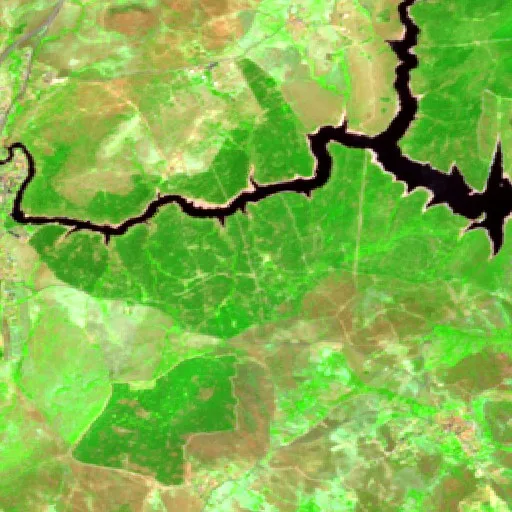 Wildfire near Buitrago del Lozoya (ES) — Sentinel-2 SWIR (fuego)