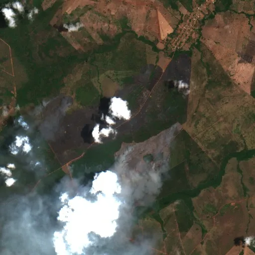 Wildfire near Cachoeirinha — Sentinel-2 true color