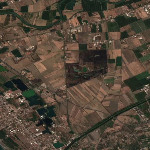 Wildfire near Castel Volturno — Sentinel-2 true color