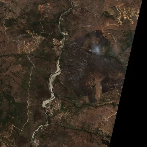 Wildfire near Coyllurqui — Sentinel-2 true color