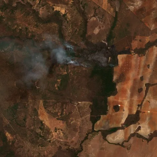 Incendio cerca de Flores de Goiás (17 ago) — Sentinel-2 true color