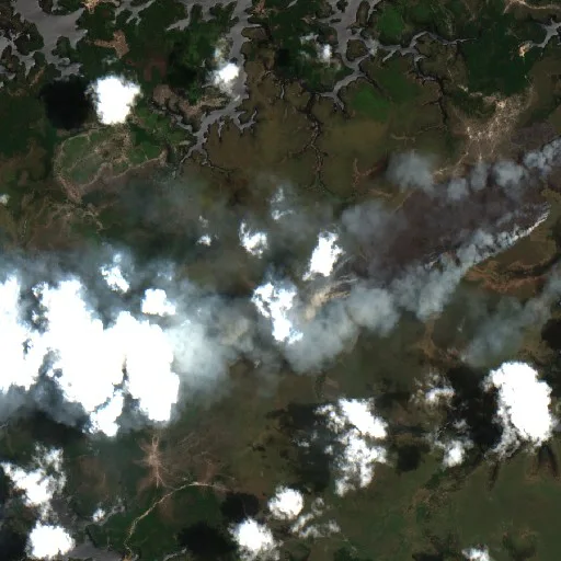 Wildfire near Guajará (Sep 16) — Sentinel-2 true color