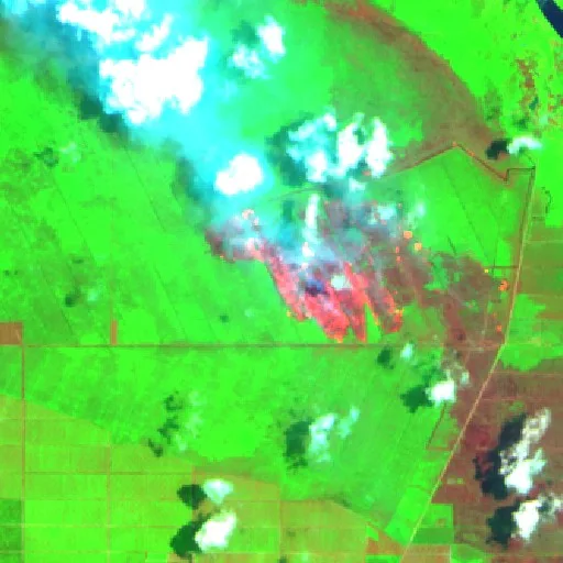 Incendio cerca de Gunungmenang (28 sep) — Sentinel-2 SWIR (fuego)