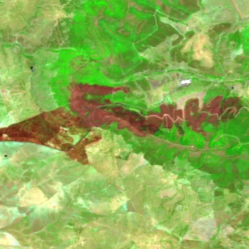 Wildfire near Herrera del Duque — Sentinel-2 SWIR (fuego)