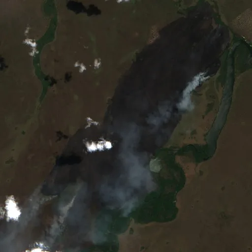 Wildfire near Lago Grande — Sentinel-2 true color