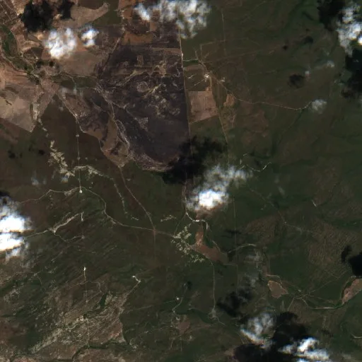 Wildfire near Llera de Canales — Sentinel-2 true color