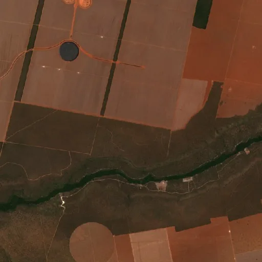 Wildfire near Luis Eduardo Magalhães (Oct 7) — Sentinel-2 true color