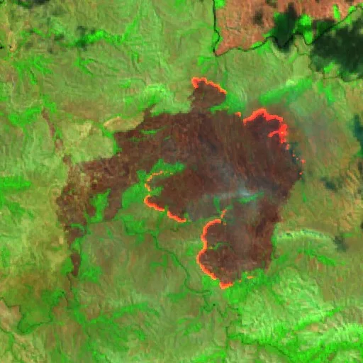 Wildfire near Minaçu (Sep 12) — Sentinel-2 SWIR (fuego)