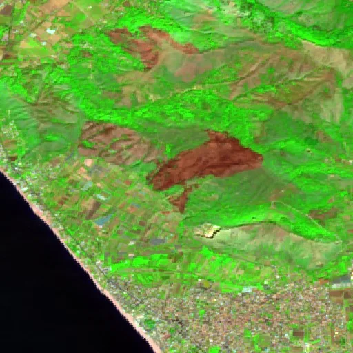 Wildfire near Mondragone — Sentinel-2 SWIR (fuego)