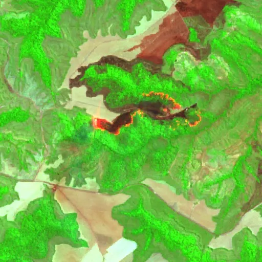 Wildfire near Monte do Carmo — Sentinel-2 SWIR (fuego)