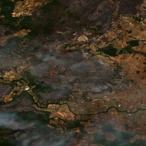 Incendio cerca de Montfort-sur-Argens — Sentinel-2 true color