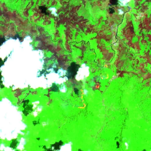 Incendio cerca de Namlea (5 oct) — Sentinel-2 SWIR (fuego)