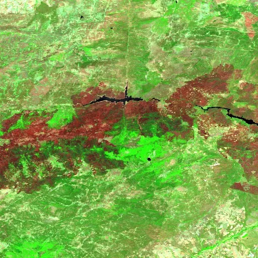 Wildfire near Navaluenga (Jul 22 · E) — Sentinel-2 SWIR (fuego)