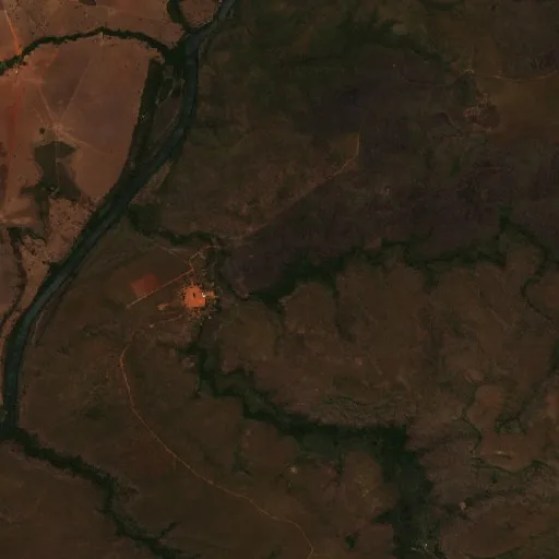 Wildfire near Novo São Joaquim (Aug 17) — Sentinel-2 true color