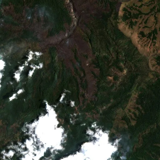 Wildfire near Pakel — Sentinel-2 true color
