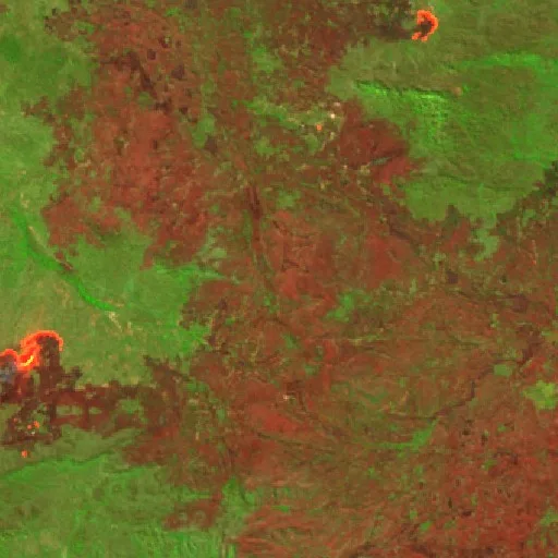 Wildfire near Porto Murtinho (Jul 28) — Sentinel-2 SWIR