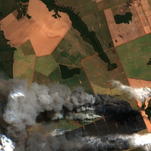 Incendio cerca de Rio Sono (11 ago · W) — Sentinel-2 true color
