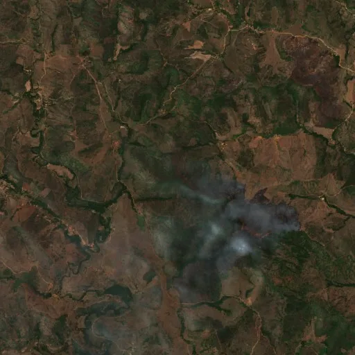 Incendio cerca de Santa Maria do Suaçuí — Sentinel-2 true color