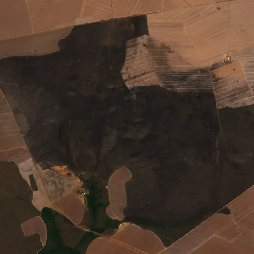 Incendio cerca de Santo Antônio do Leste (12 ago) — Sentinel-2 true color