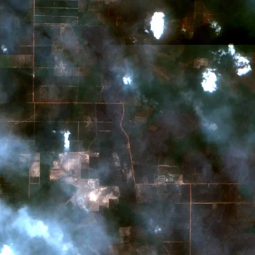 Incendio cerca de Semuda (13 oct · NW) — Sentinel-2 true color