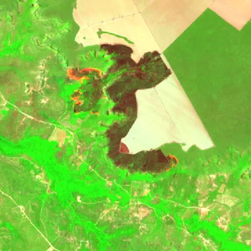 Wildfire near Tasso Fragoso (Oct 7 · W) — Sentinel-2 SWIR (fuego)