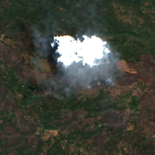 Wildfire near Tombatu (Sep 29) — Sentinel-2 true color