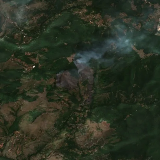 Wildfire near Tortora — Sentinel-2 true color
