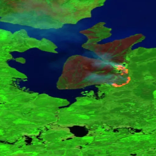 Wildfire near South Indian Lake (Jun 27) — Sentinel-2 SWIR (fuego)