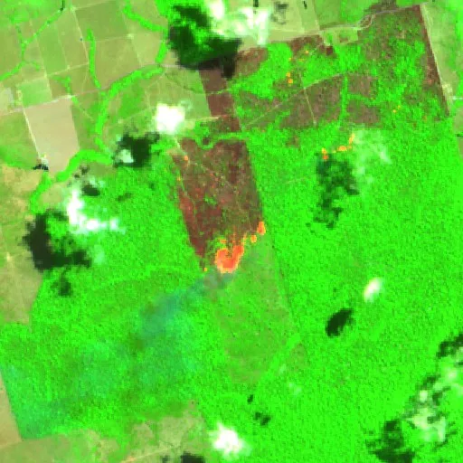 Incendio cerca de Vila Riozinho (28 ago) — Sentinel-2 SWIR (fuego)