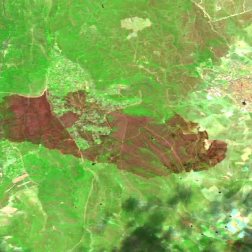 Wildfire near Villa del Prado (Jul 22) — Sentinel-2 SWIR (fuego)