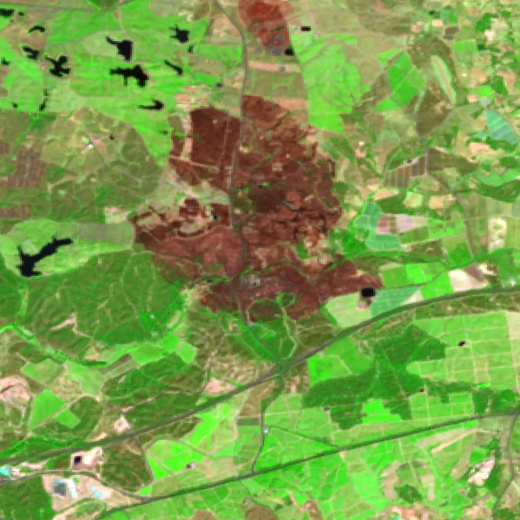 Wildfire near Villablanca — Sentinel-2 SWIR (fuego)